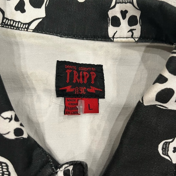 [L/PTP18”]Tripp NYC Black Toxic Skull Print Denim Vest - Picture 2 of 8